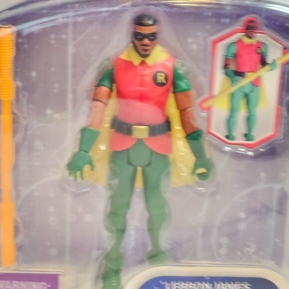 Space Jam: A New Legacy Lebron James (Robin) Baller 5" Action Figure - Picture 6 of 10